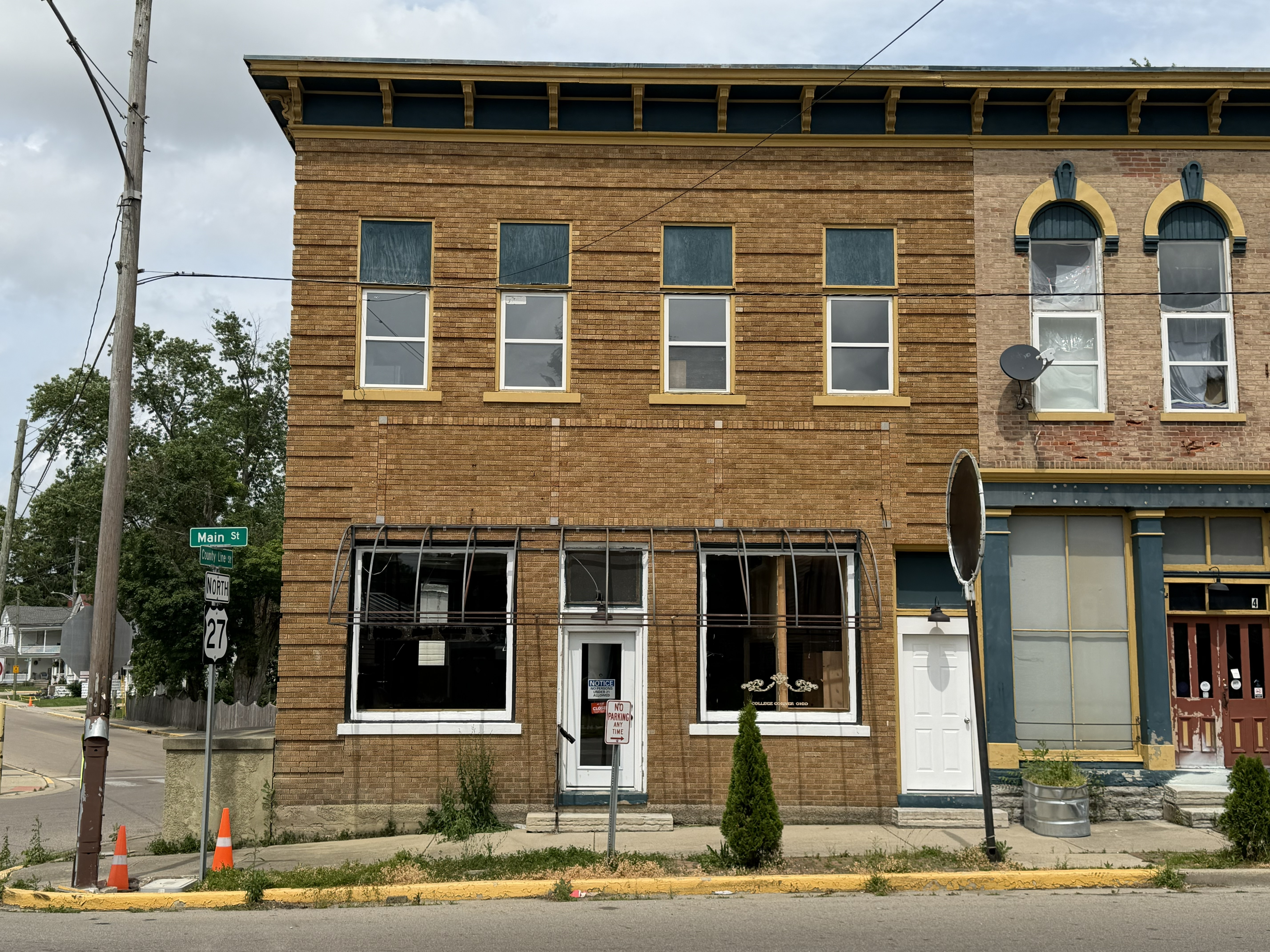2 Main Street. College Corner, OH 45003